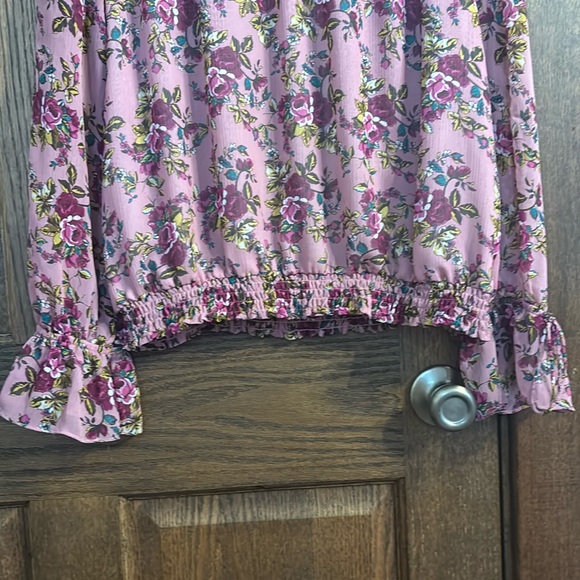 Express Pink and Purple Ruffled Long Sleeve Blouse - Picture 7 of 9